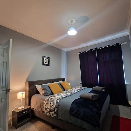 Primos Place - 2 Bedroom In Ashington Ashington  Esterno foto